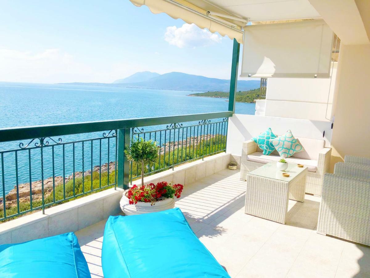 Colours Seaview Apartment Nea Artaki